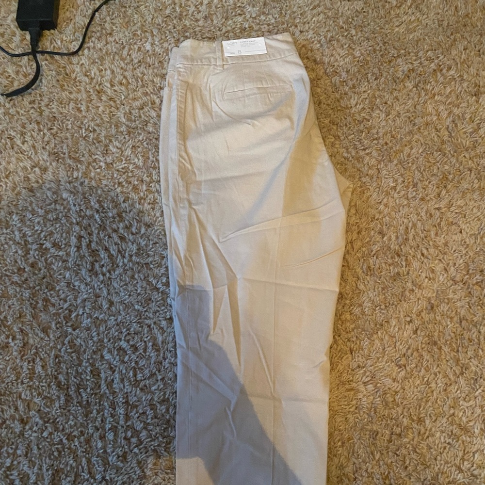 Loft curvy crop khakis size 8 NWT